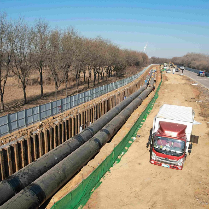 Вплетение одежды в «вены» города: трогательная история от соломенной веревки до полиуретана.