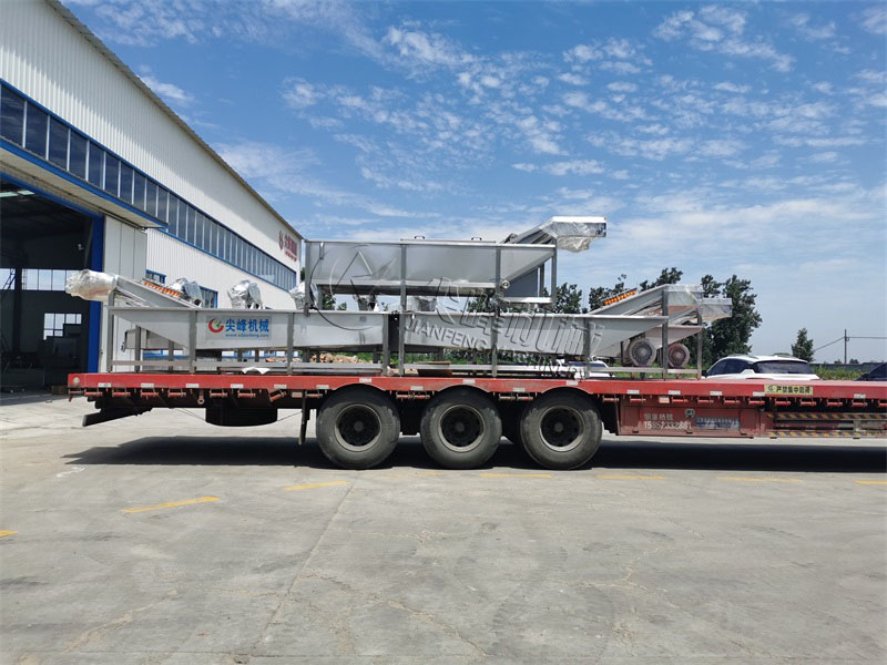 Линия по переработке дикорастущих овощей в уезде Синьцзян-Юйминь официально введена в эксплуатацию