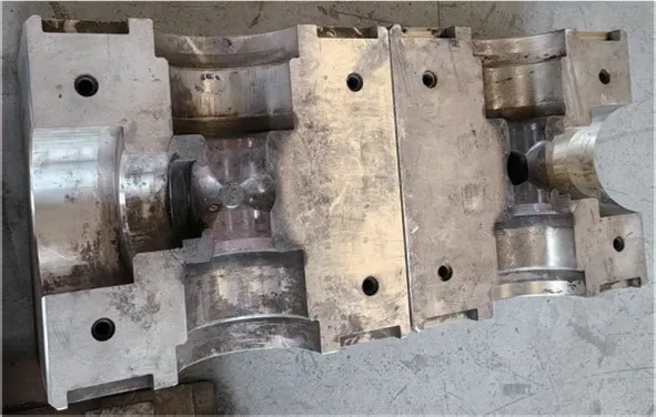 Рисунок 6. Верхняя и нижняя формы.