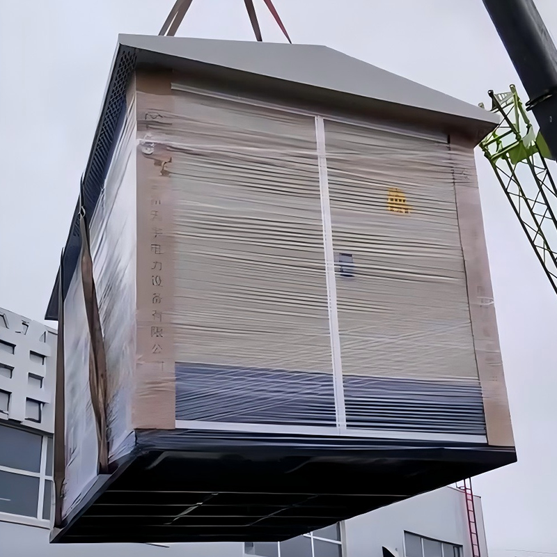 Дождь или солнце! Компания ООО Ланьчжоу Тяньюй Электроэнергетическое Оборудованиевыполнила срочную доставку трех трансформаторов коробчатого типа клиенту.