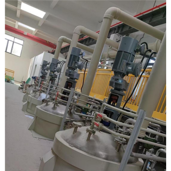 ООО Саньмэнься Хонгда Химика Антисептическое Оборудованиеуспешно завершила проект по изоляции реактора для крупного предприятия по плавке золота.