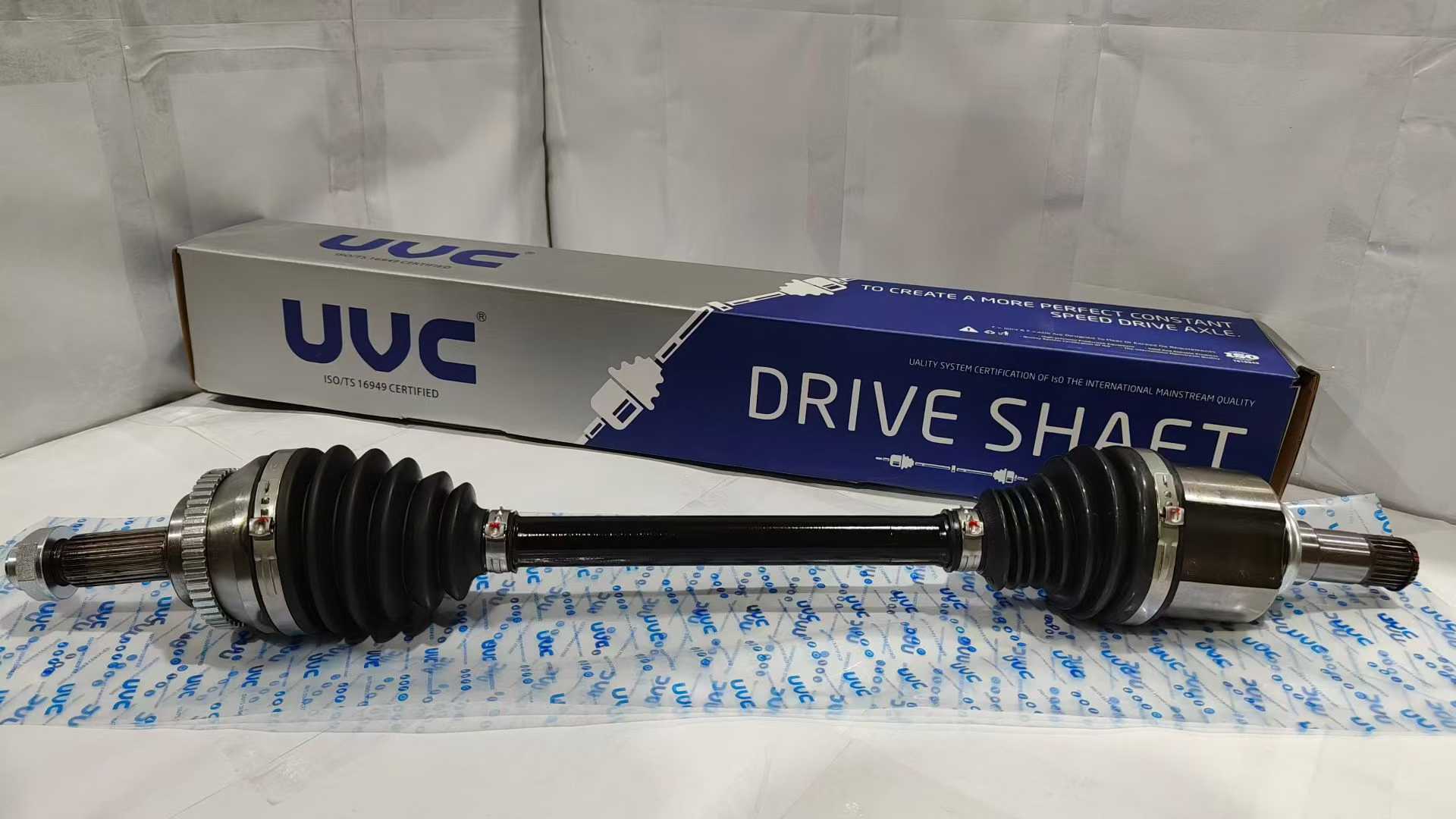 Geely левая полуось привода Эмгранд EV PRO / Мапл 80V OE:8890732464