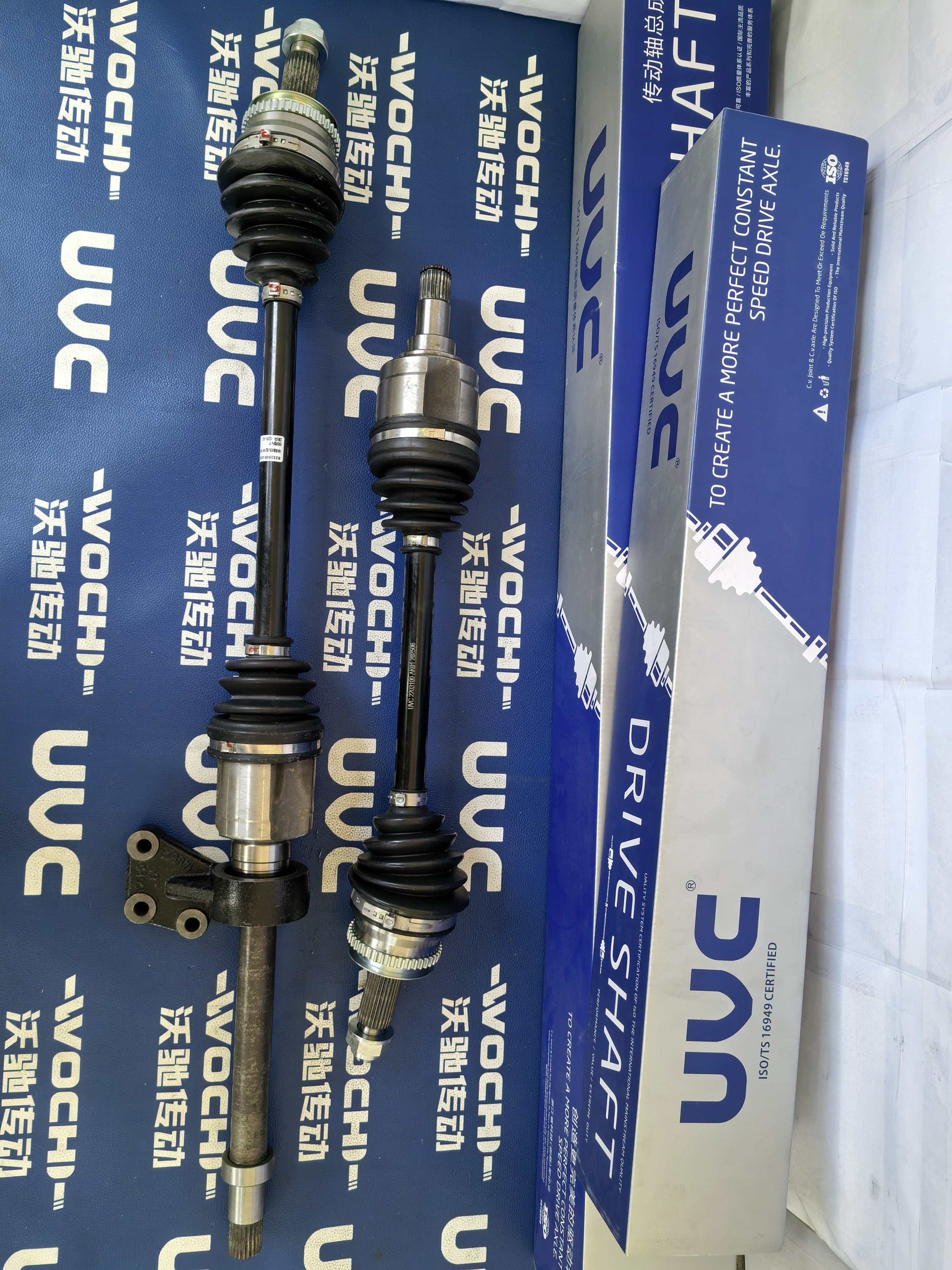 Левая полуось механической коробки передач модели Чанган Yuexiang V7, ОЕ: 2203100-AK01