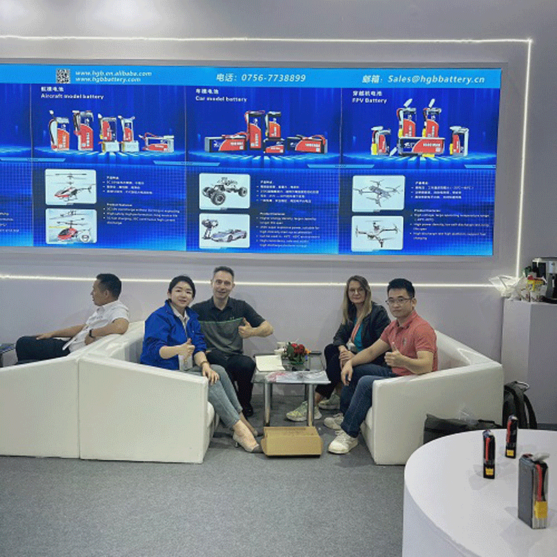 Компания HGB представляет инновационные решения в области аккумуляторов для дронов, радиоуправляемых машин, моделей самолетов и FPV на выставке HEC Beijing 2024