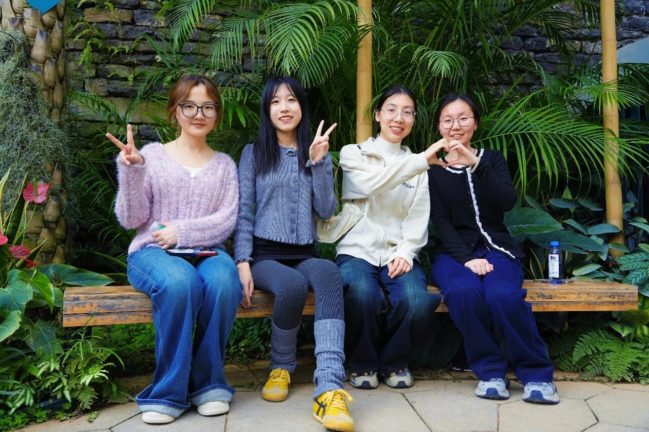 Весенняя прогулка трёх отделов внешней торговли компании «Шаньдун Кайтай»