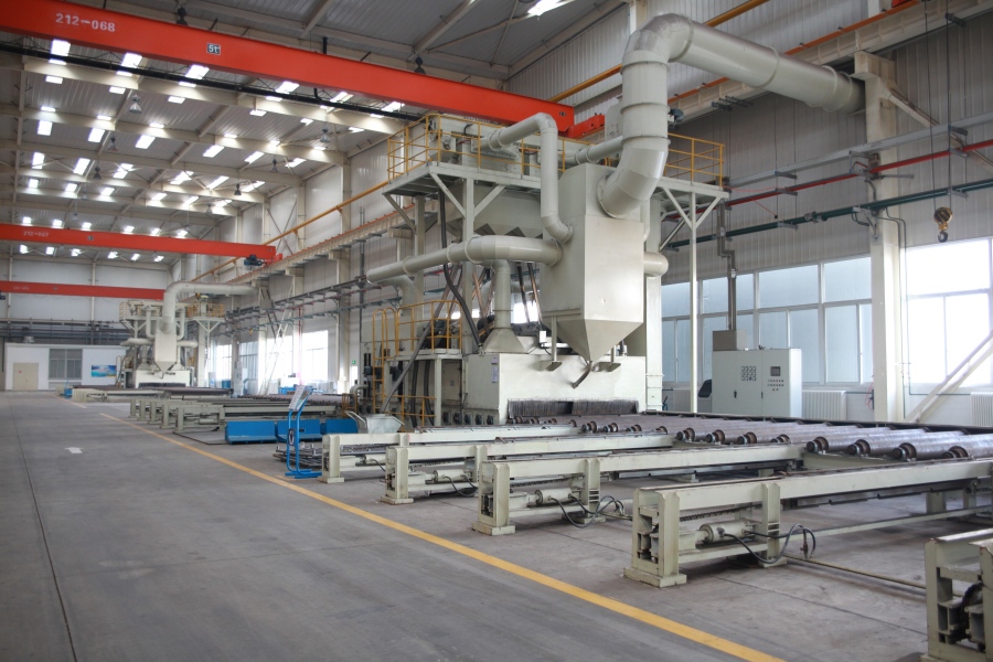 Q69 серия дробеструйный очиститель для стальных плит и профилей