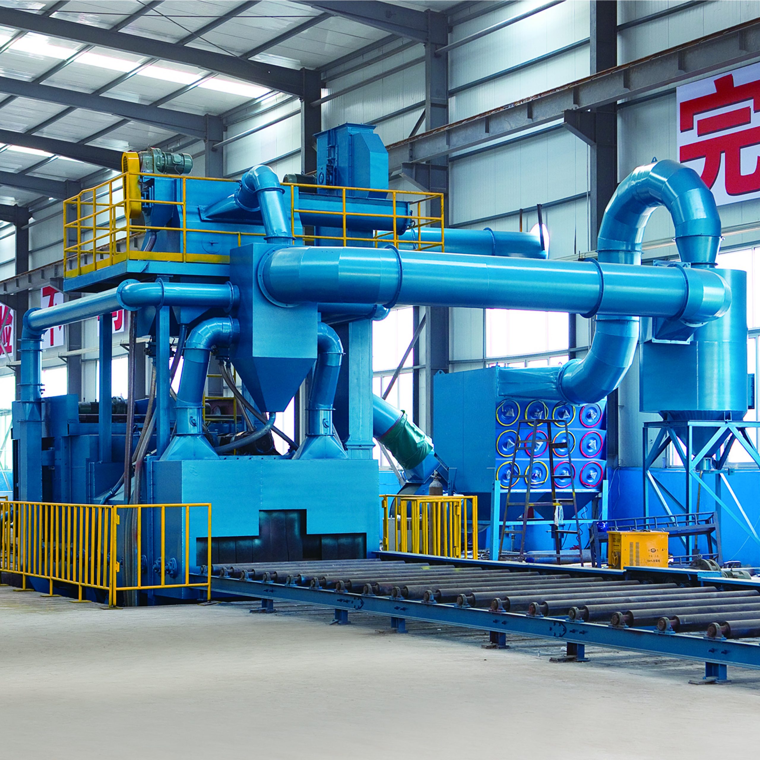 Q69 серия дробеструйный очиститель для стальных плит и профилей