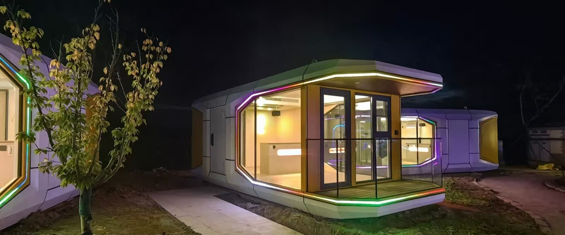 164fc128-78f8-43d4-b226-5ad846bf3fa4