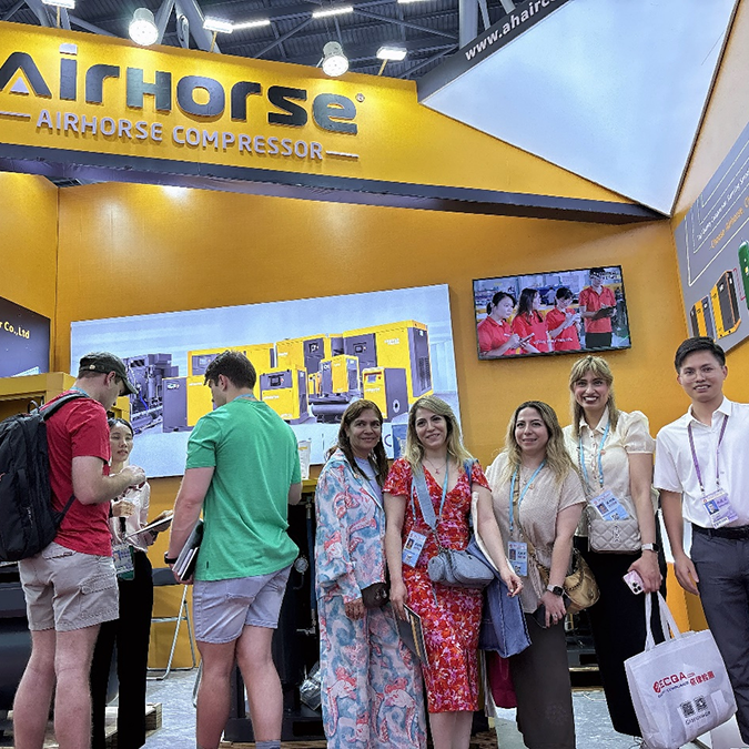 Блеск на Кантонской ярмарке: компрессор AirHorse от Guangzhou привлекает внимание всего мира своей мощностью и скоростью