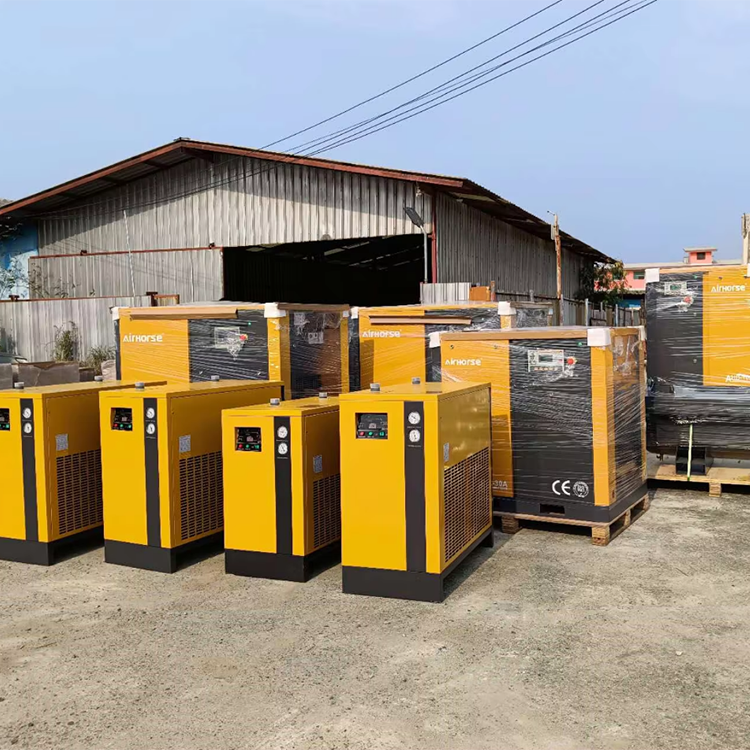 Компания Guangzhou Airhorse Compressor Co., Ltd. помогает Филиппинам модернизировать свою промышленность и успешно поставляет несколько моделей винтовых компрессоров