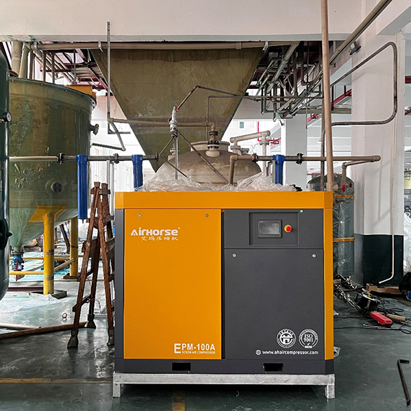 Guangzhou Airhorse Compressor Co., Ltd. успешно реализовала проект винтового воздушного компрессора с постоянными магнитами и переменной частотой мощностью 75 кВт. Высококачественное обслуживание обеспечило клиентам желание повторных покупок