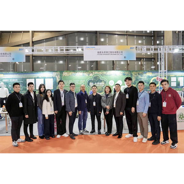Компания Yongrong Technology представила свои инновационные решения из нейлона на Шанхайской выставке PD, задав новый тренд в области экологичных и функциональных технологий.