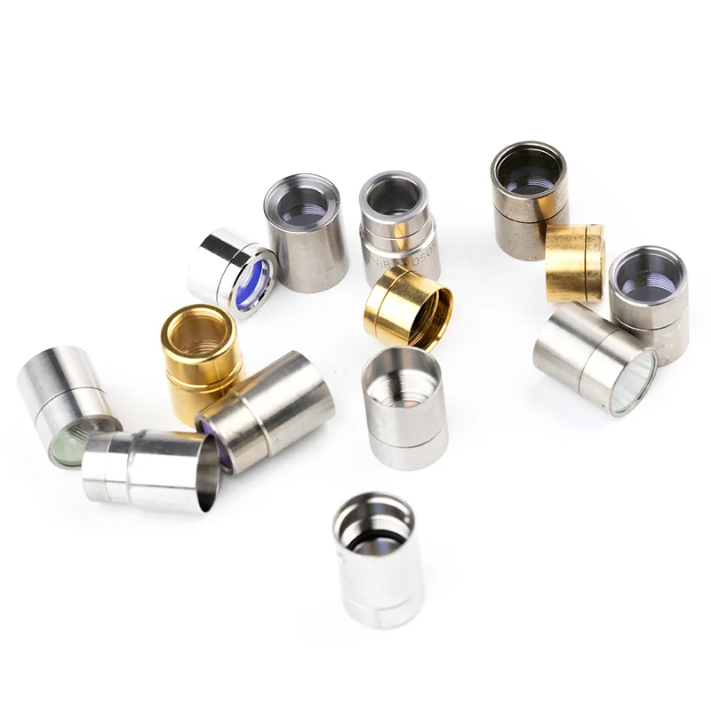 Волоконный лазерный источник QBH Выходной защитный разъем Группа линз