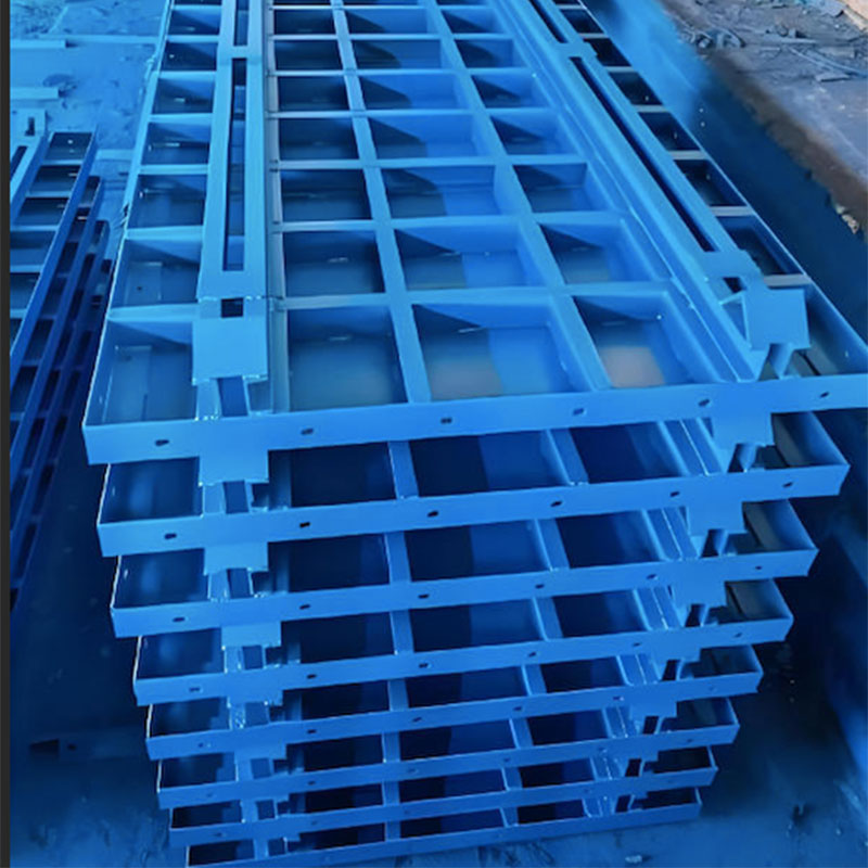 Стальная опалубка для фундамента: основной инструмент для заливки бетона на крупномасштабных объектах инфраструктуры