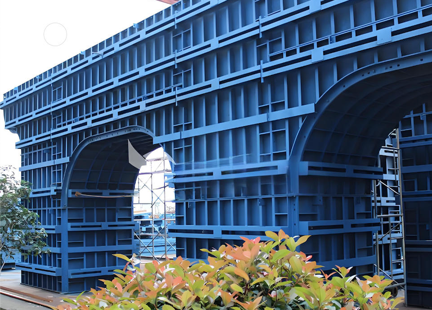 Стальная опалубка для портальных опор: ключевой элемент высокоэффективного строительства в современной архитектуре