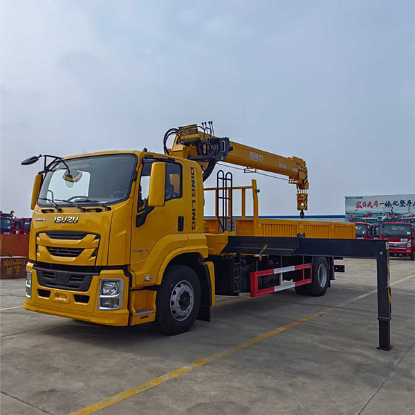 Манипулятор 6,3 тонн 205HP