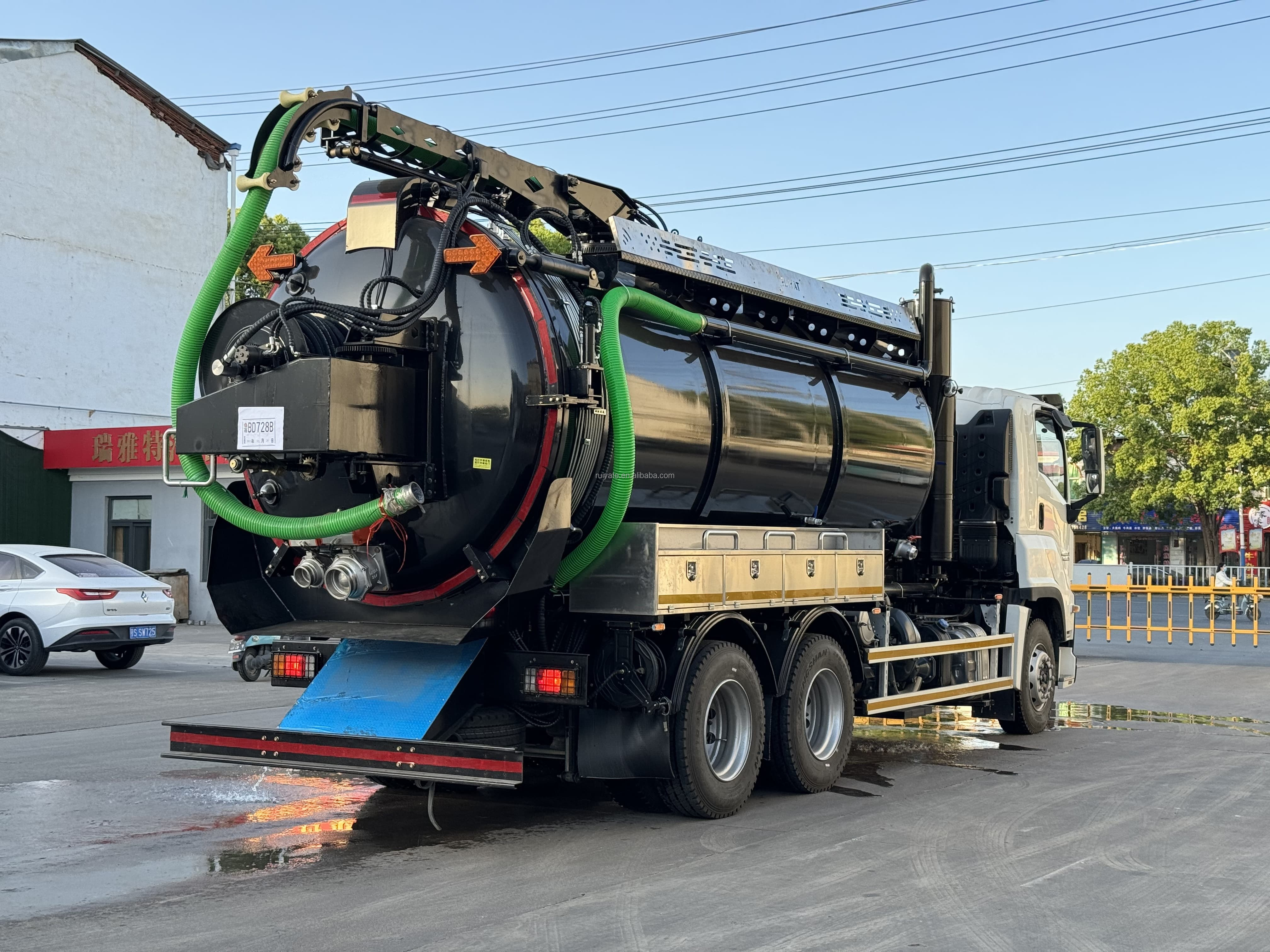 Какие инновации в эксплуатации автовышки 20м?