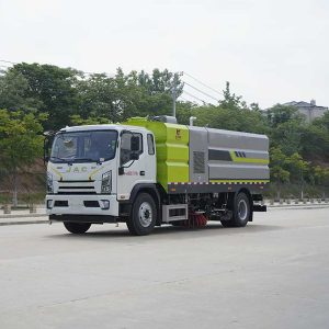 Транспорт для уборки города