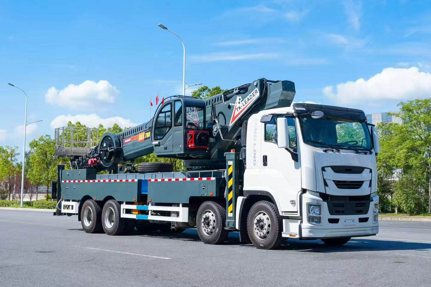 Как купить автовышку 28 м для экологичных проектов?