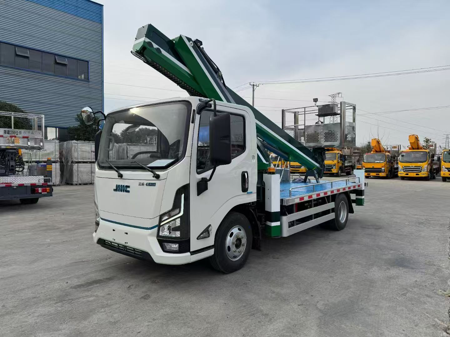 Как автовышка с площадкой влияет на экотренды?