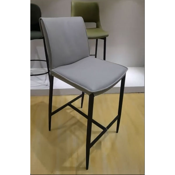 Новинка | Роскошные кожаные высокие барные стулья: украшение современных зон отдыха