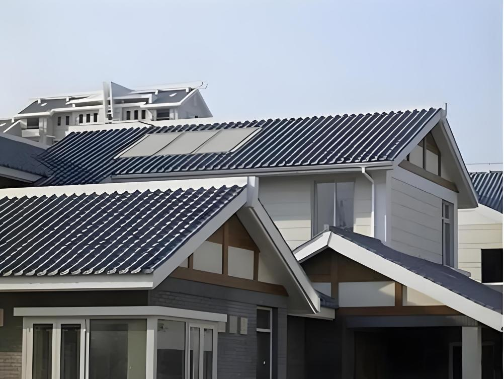 Рисунок 11: Пример установки черепичной кровли из смолы ASA