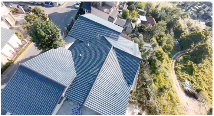 Рисунок 8: Пример установки черепичной кровли из смолы ASA