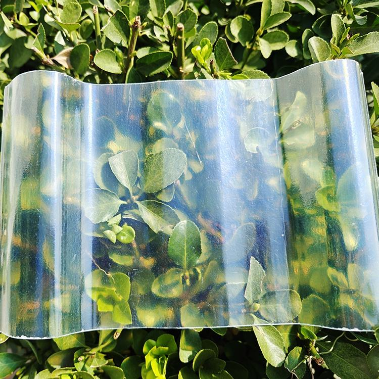 Насколько большая выгода может создать прозрачная плитка FRP для агротеплиц? Клиент: Снижение расходов на половину