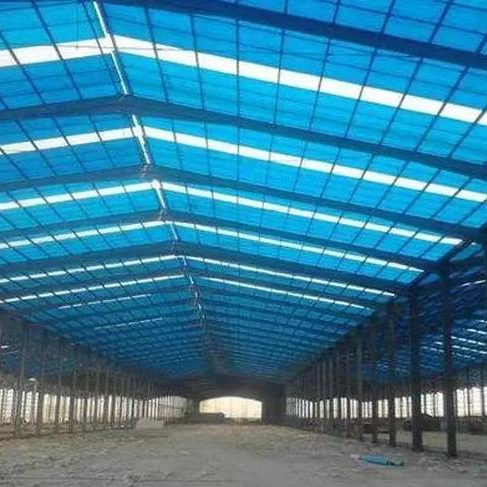 Идеальный дуэт для крыши животноводческих и тепличных комплексов нового поколения: ПВХ антикоррозионные листы + FRP светопропускающие листы