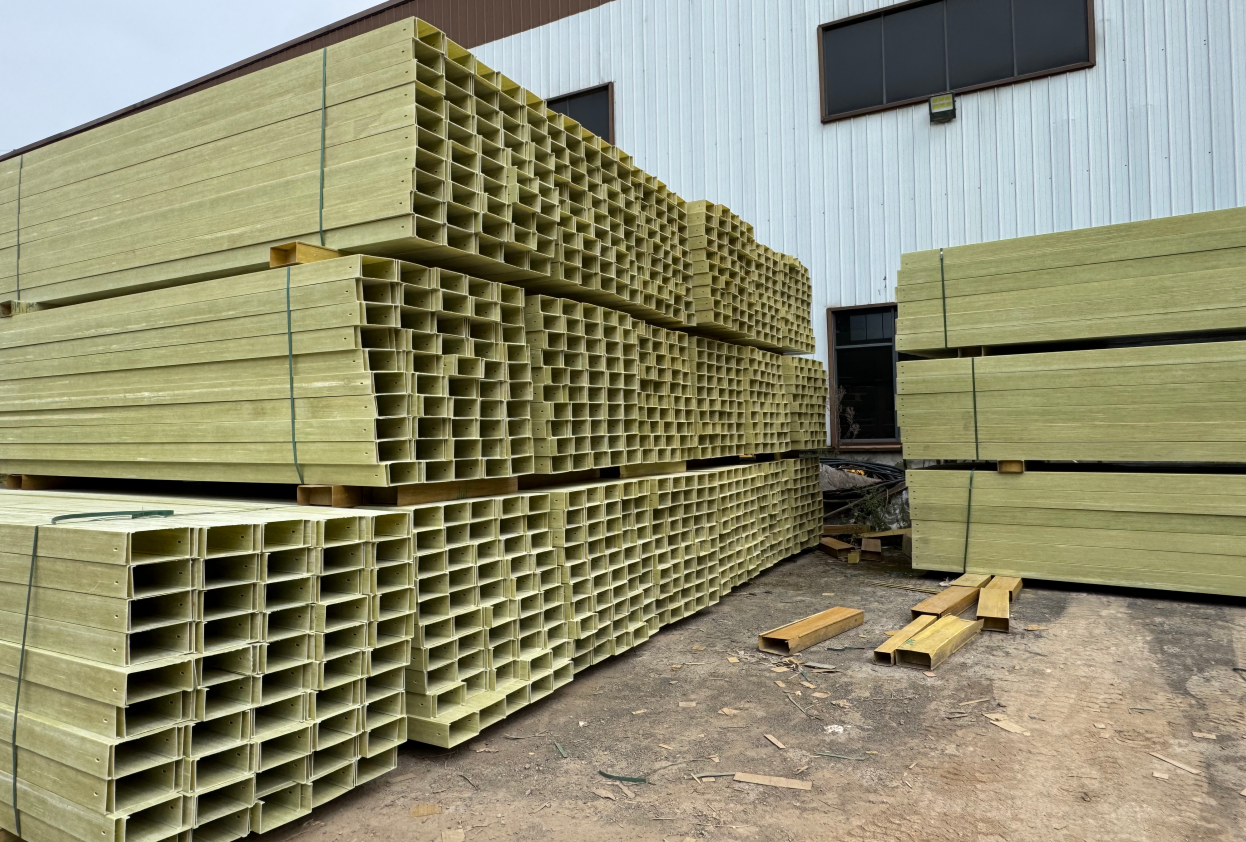 теклопластиковый кабельный лоток5