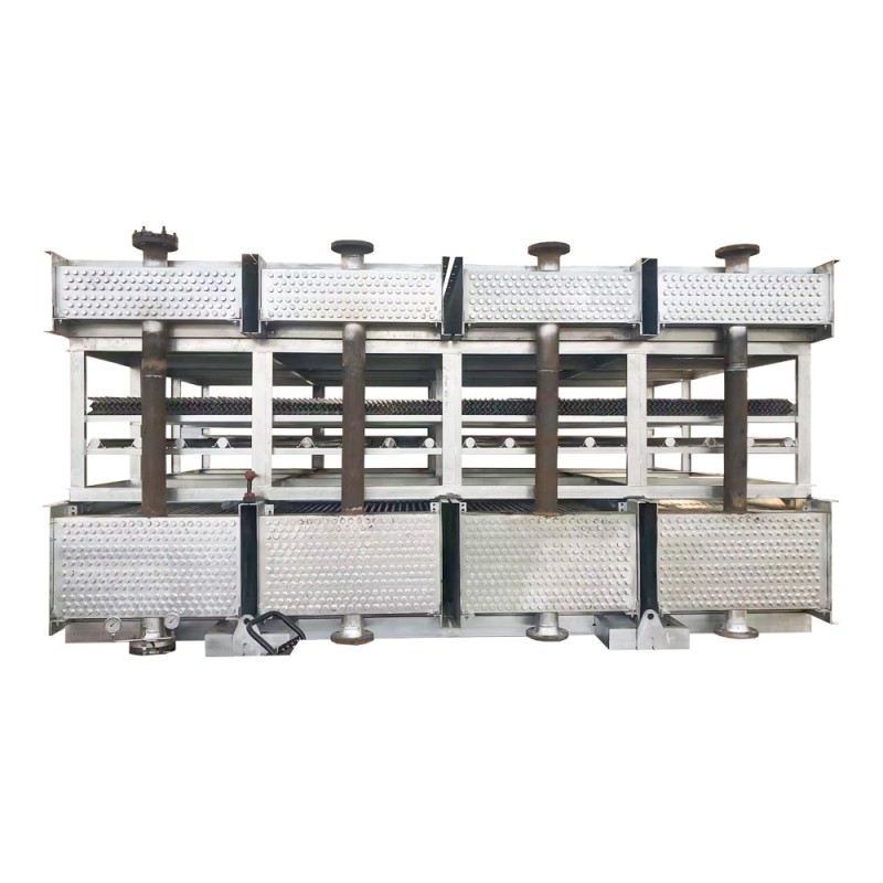 Теплообменник с ребрами