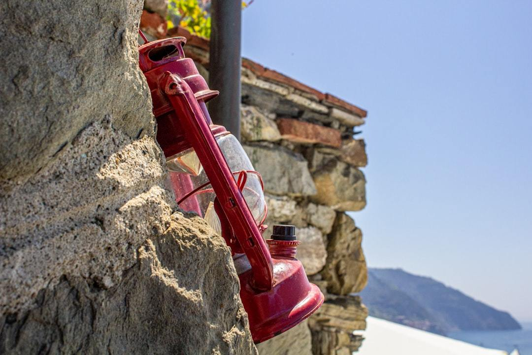 Области применения и преимущества вертикальных подвесных насосов в промышленных решениях