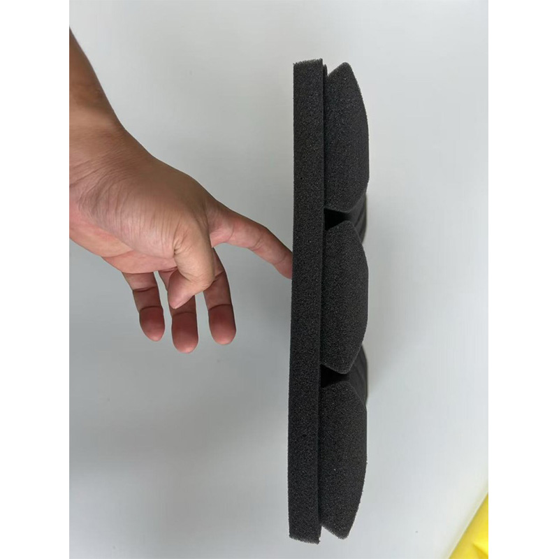 Акустические панели с ромбовидным дизайном для студии