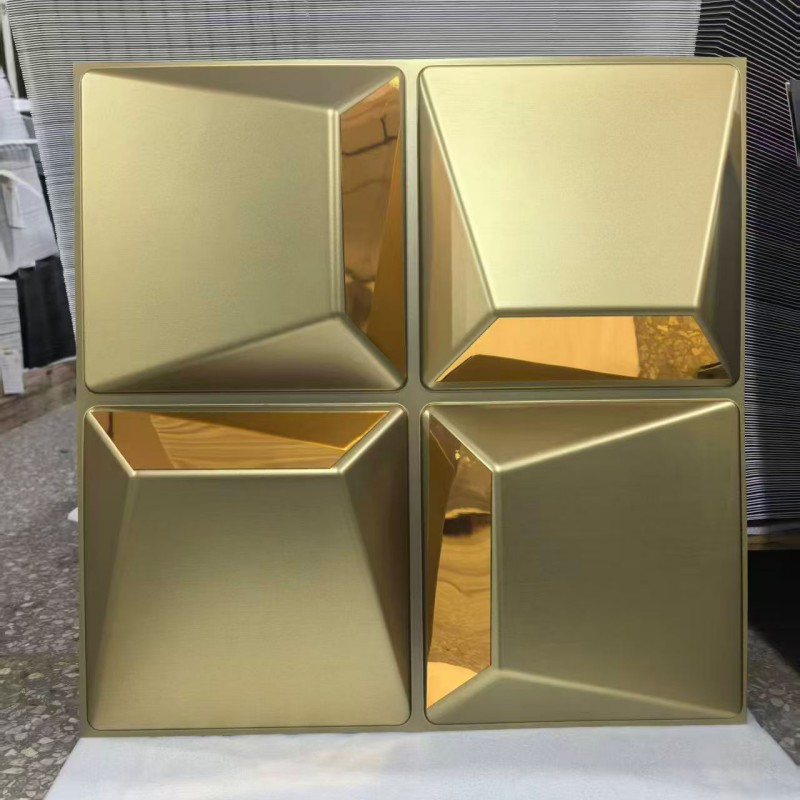 Золотые 3D-панели для стен