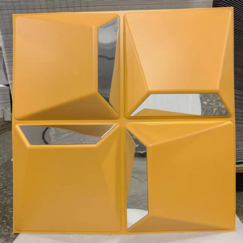 Золотые 3D-панели для стен