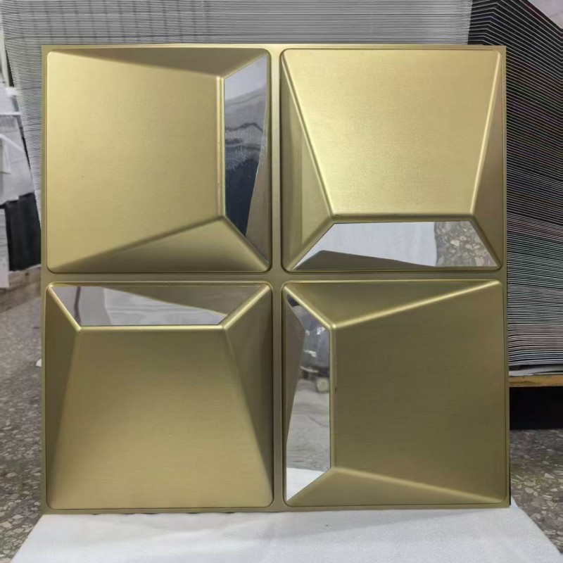 Золотые 3D-панели для стен