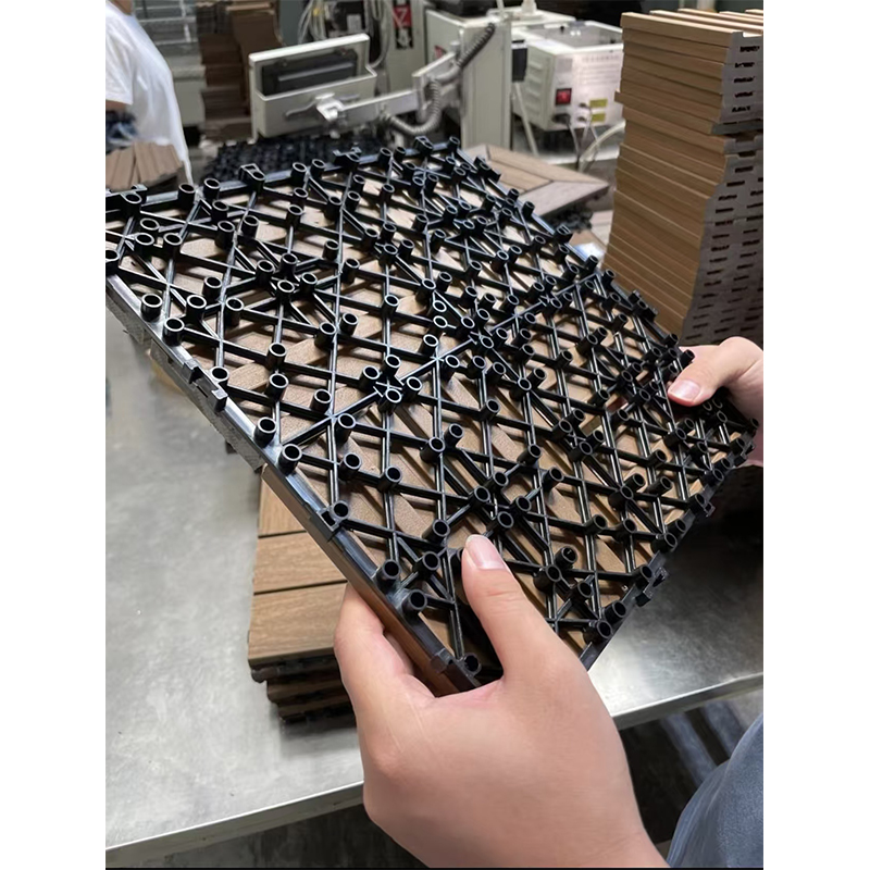 Напольные покрытия из ДПК