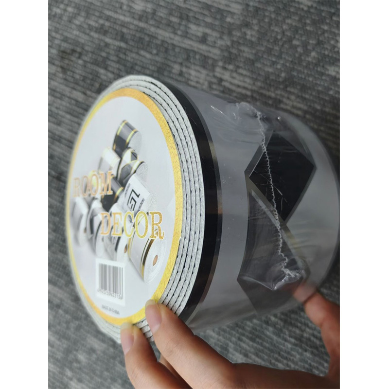 Плинтус из вспененного материала