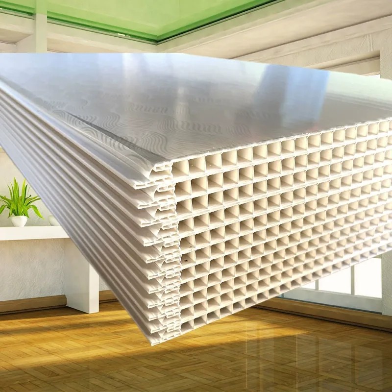 Потолок из ПВХ