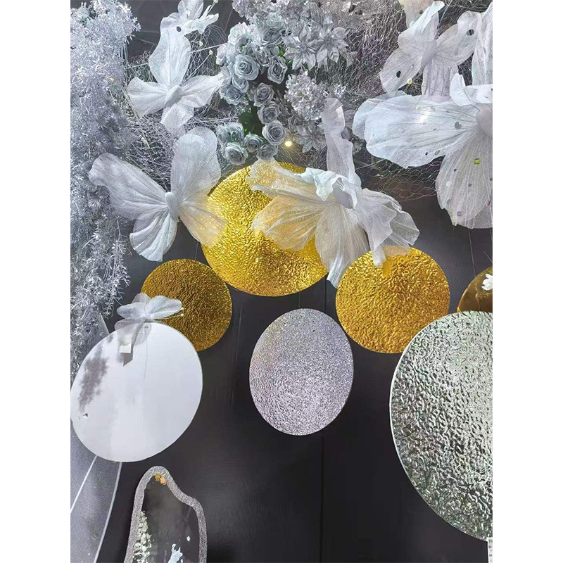 Потолочные обои с эффектом водной ряби