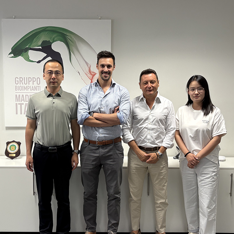 Guangde Group посещает европейских клиентов