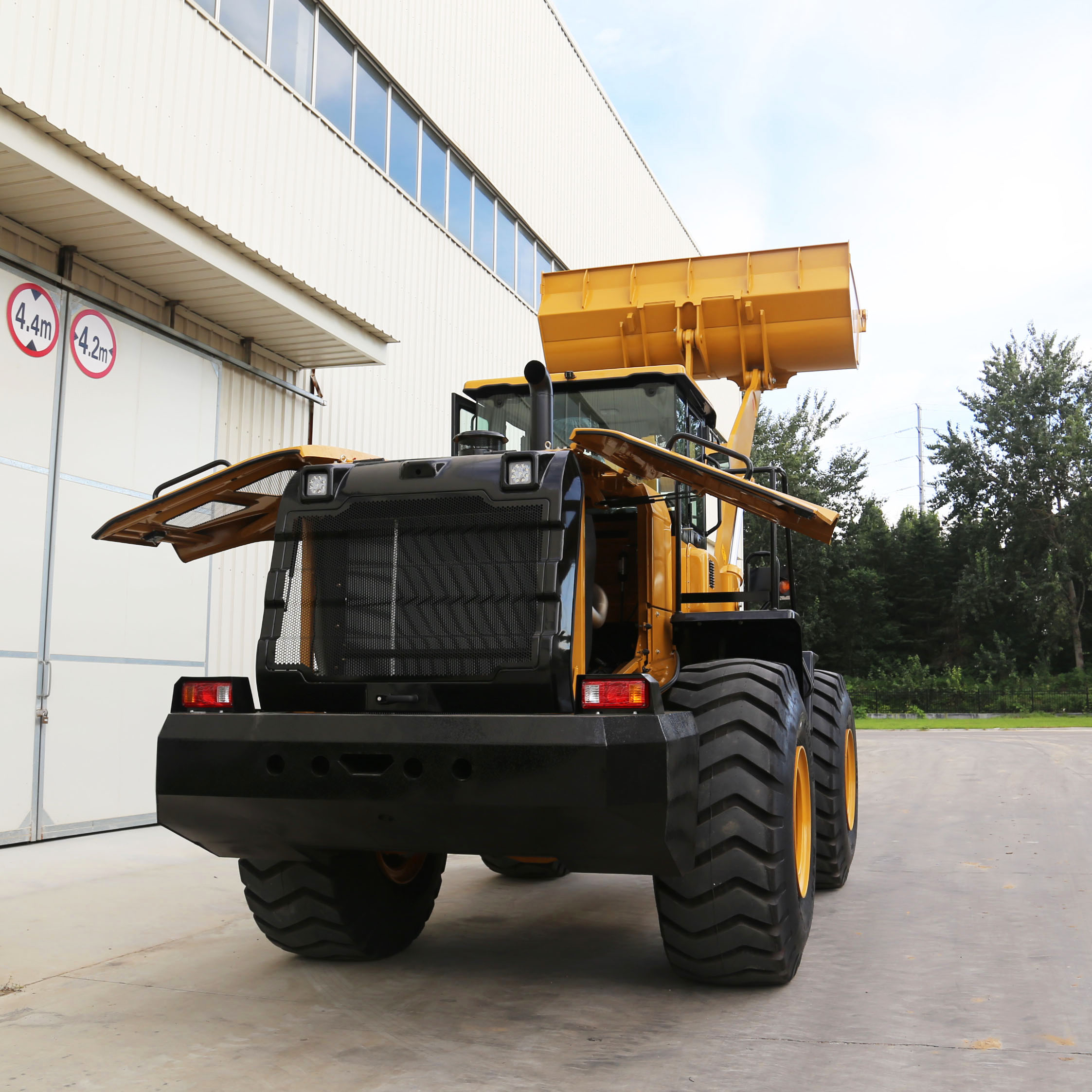 Одноковшовый погрузчик 6 т MAXBULL