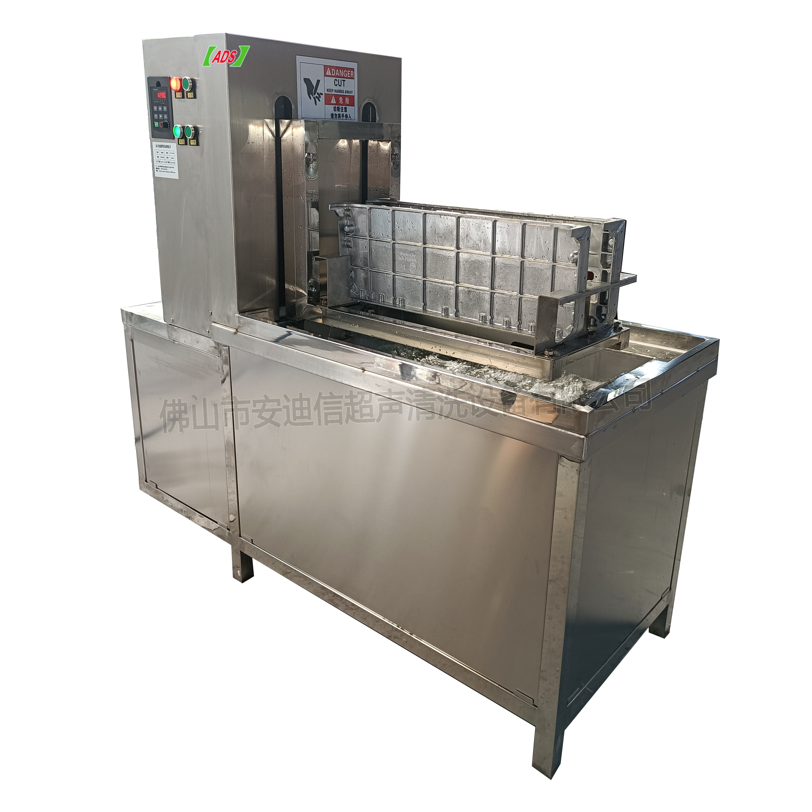 Эта чистящая машина оснащена пневматическим подъемом и функцией образования пузырьков, специально разработанными для очистки глубоких и глухих отверстий в автомобильных деталях и литых алюминиевых компонентах. Это промышленное чистящее устройство с высокой эффективностью удаления грязи и копоти.