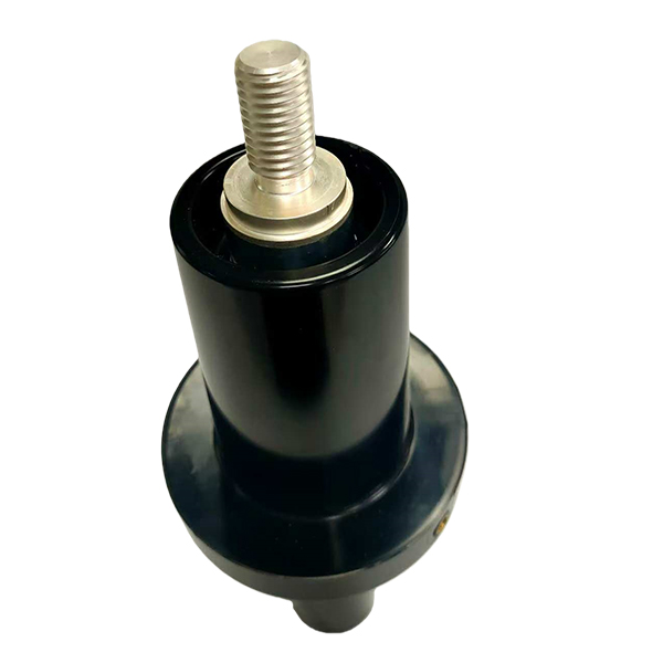 Втулка для аппарата с защитой от провала напряжения класса 35 кВ, 600 А