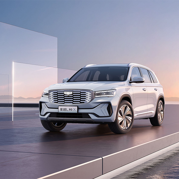 geely xingyue l: Современная компактная кроссовер