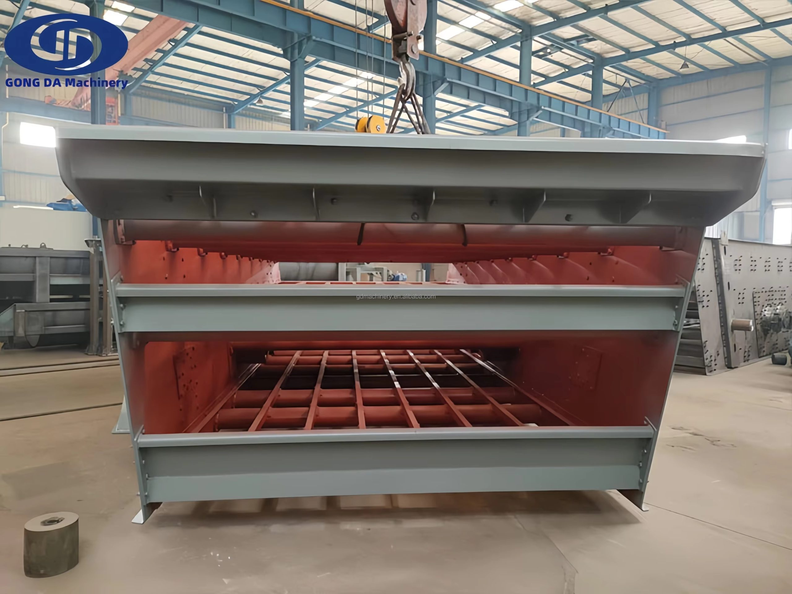 Высокоэффективный круговой встряхиватель 60-800 т/ч (подача ≤ 150 мм) для классификации материалов в горнодобывающих карьерах