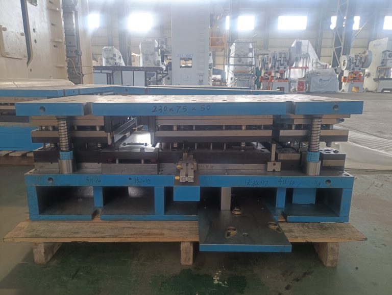 электрическая коробка разъема штамповка умереть - Besco Machine Tool Equipment