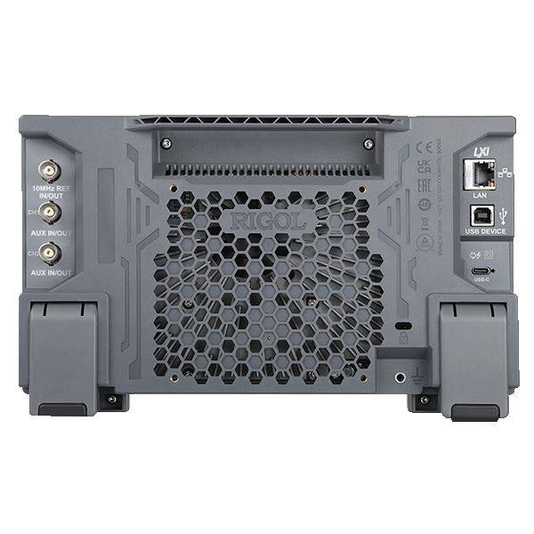 Генератор DG800 Pro: 50МГц, 16бит — для портативных испытаний