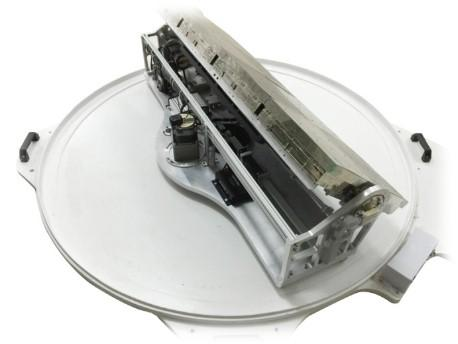 ПЛОСКИЙ АНТЕННЫЙ СИСТЕМА SOTM