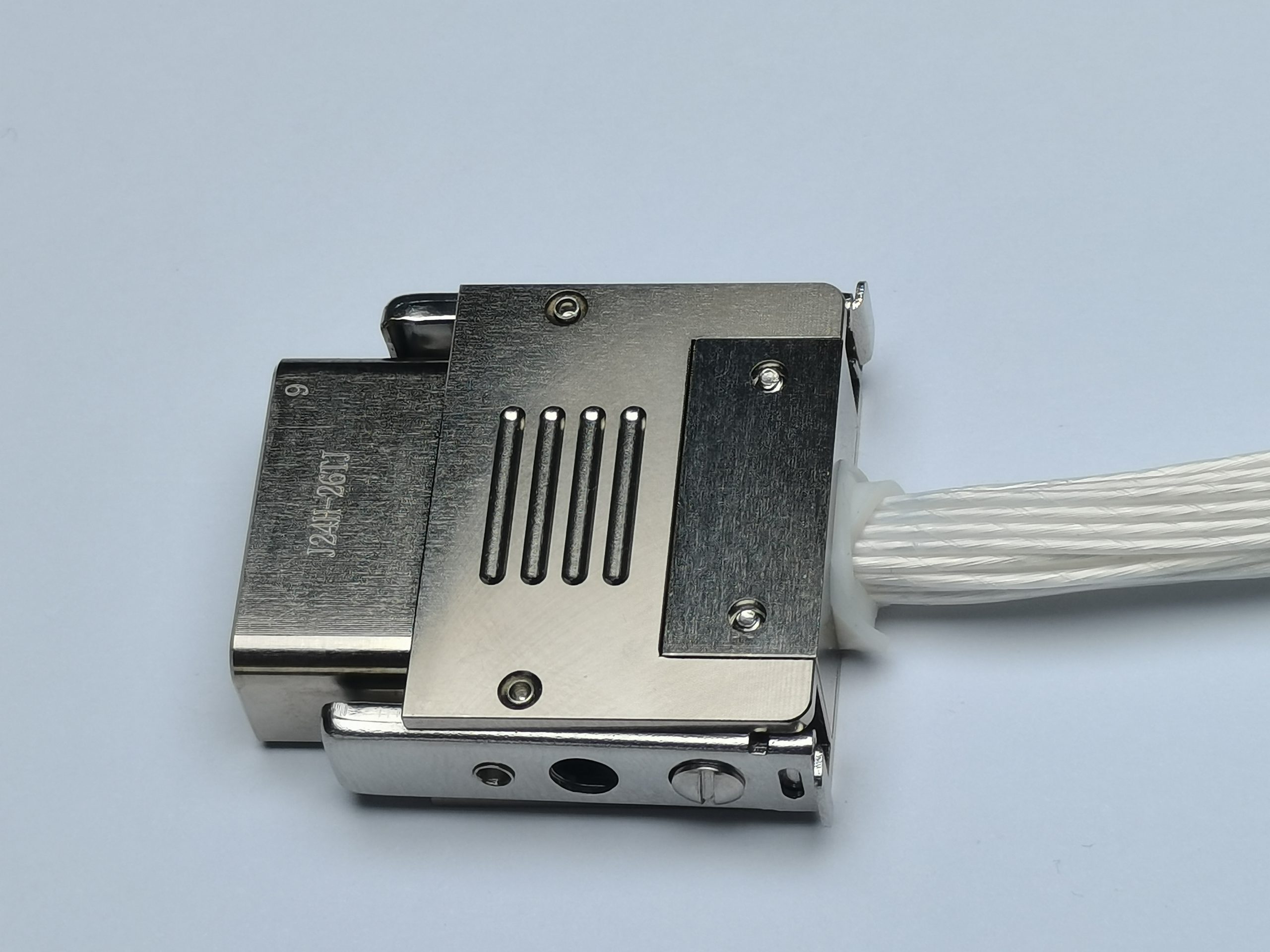 Миниатюрный прямоугольный электрический разъем серии J24H